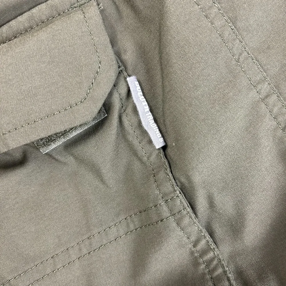 Duluth Trading Co. Flex Dry on the Fly Utility Shorts Mens 40 Olive Green Hiking